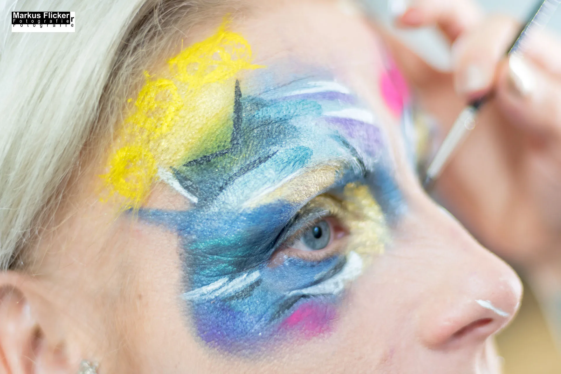 Extreme Avant Garde Make Up Female Model Studio Fotostudio Fotosession mit Make Up Artist inkl. 37 Fototipps für ein Make Up Fotoshooting Extreme / Avant Garde Make Up