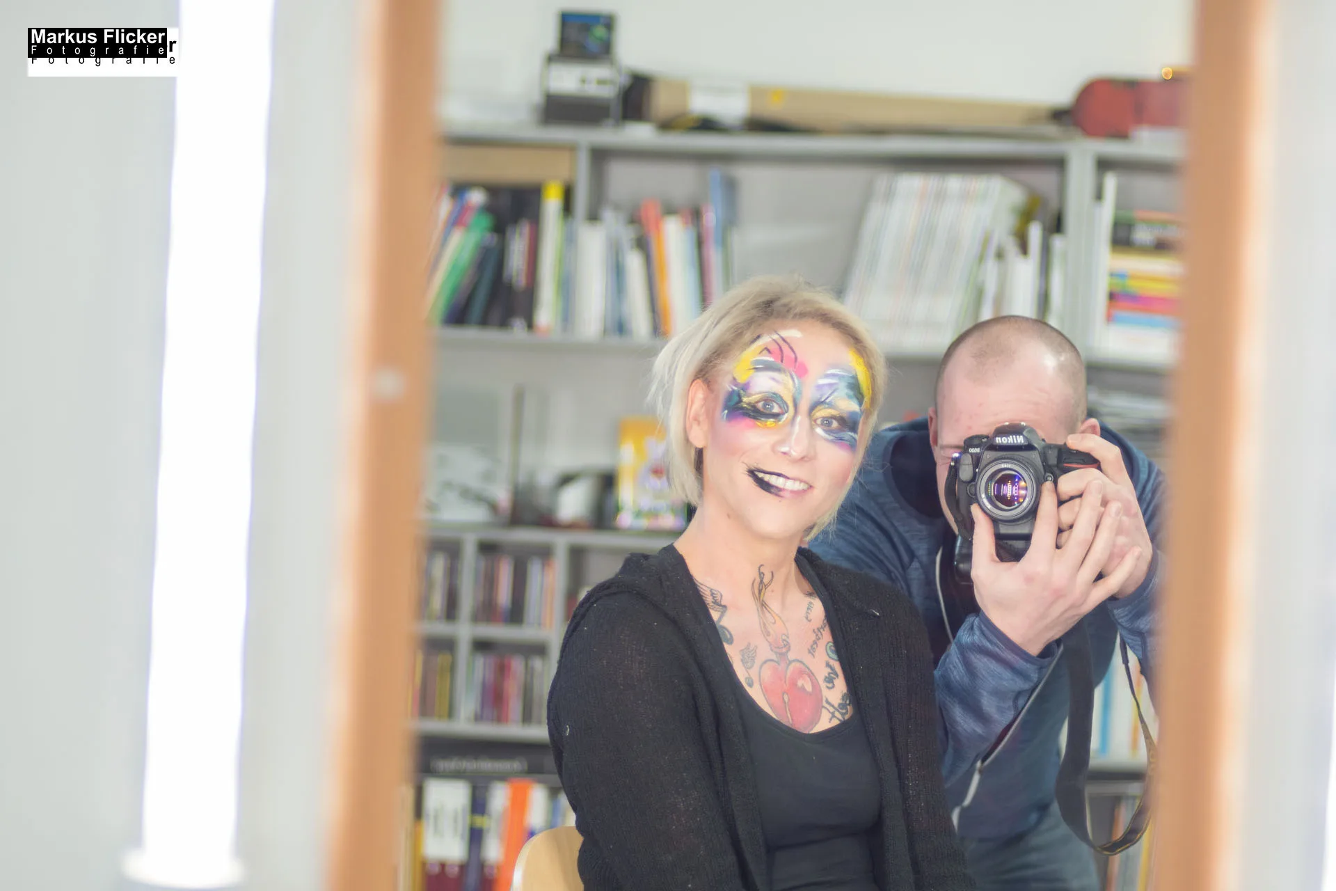 Extreme Avant Garde Make Up Female Model Studio Fotostudio Fotosession mit Make Up Artist inkl. 37 Fototipps für ein Make Up Fotoshooting Extreme / Avant Garde Make Up