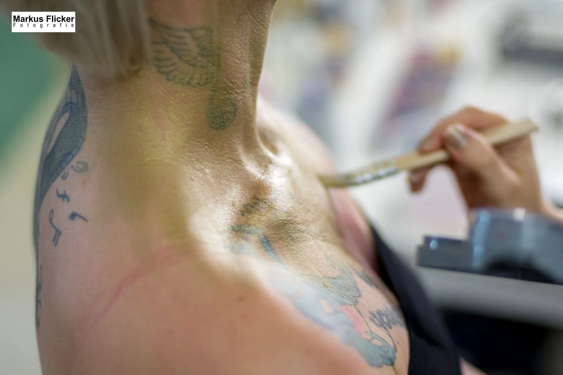 Extreme Avant Garde Make Up Female Model Studio Fotostudio Fotosession mit Make Up Artist inkl. 37 Fototipps für ein Make Up Fotoshooting Extreme / Avant Garde Make Up