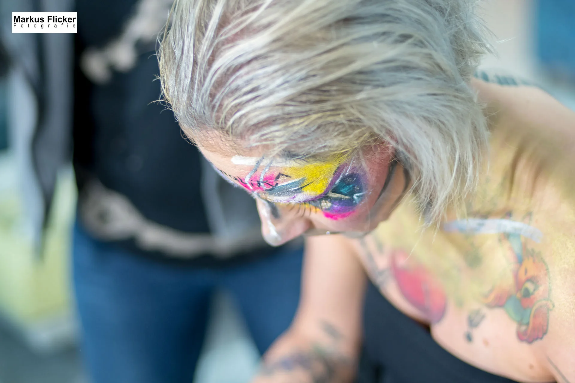 Extreme Avant Garde Make Up Female Model Studio Fotostudio Fotosession mit Make Up Artist inkl. 37 Fototipps für ein Make Up Fotoshooting Extreme / Avant Garde Make Up