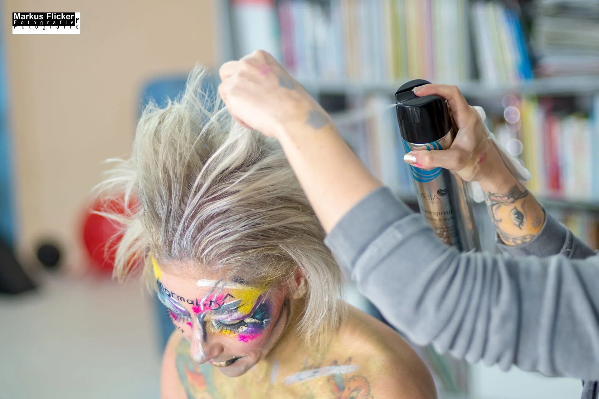 Extreme Avant Garde Make Up Female Model Studio Fotostudio Fotosession mit Make Up Artist inkl. 37 Fototipps für ein Make Up Fotoshooting Extreme / Avant Garde Make Up