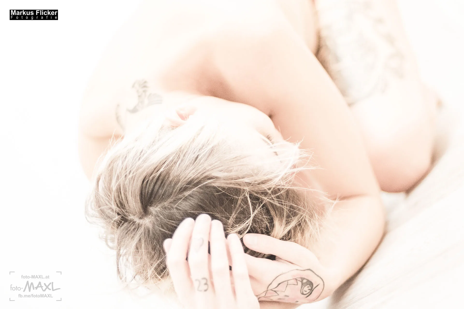 EroticArt On The Floor Female Model Lisa Lying On The Floor Home Shooting Photographer Sensual Erotic Photo Studio Nude Photography EroticArt On The Floor Female Model Lisa Lying On The Floor Home Shooting Photographer Sensual Erotic Photography Photo Studio Nude Photography