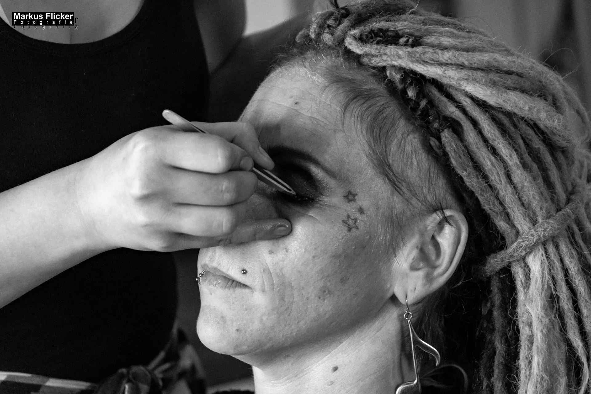 Making Of sexy Ostershooting im Fotostudio mit Hasen im Studio zu Ostern