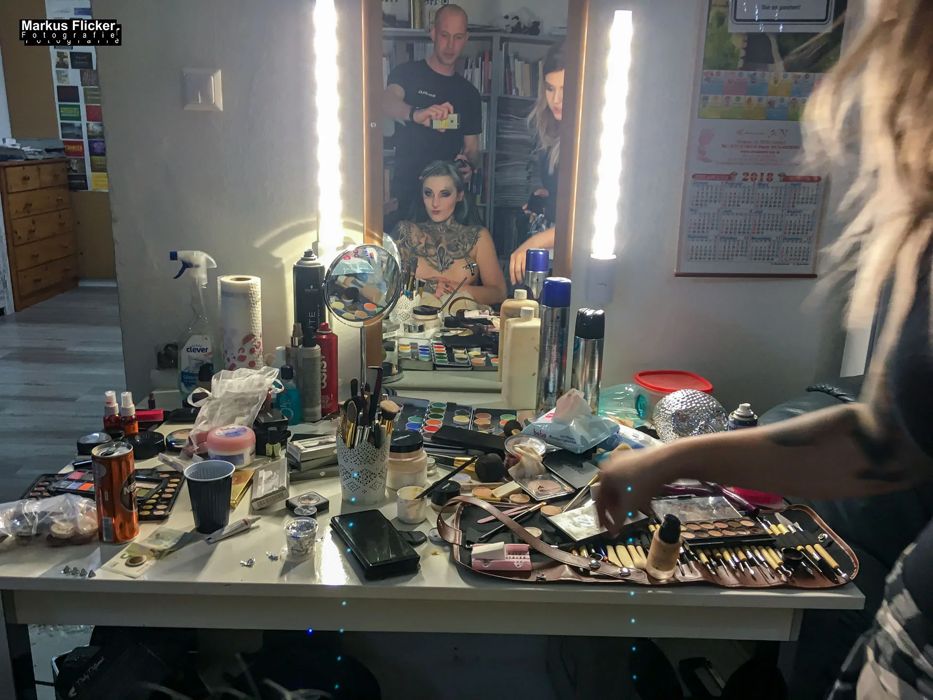 Making Of sexy Ostershooting im Fotostudio mit Hasen im Studio zu Ostern