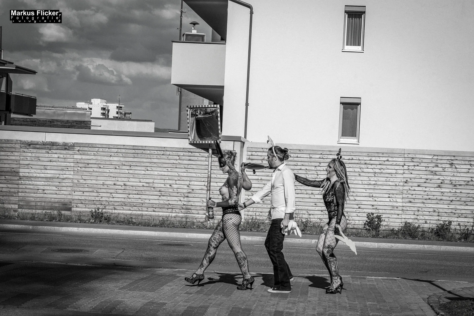 Sexy Provokant Ostern im Fotostudio Fotos Slideshow Portfolio Fotos GGM FFM mit verrückten Outfits