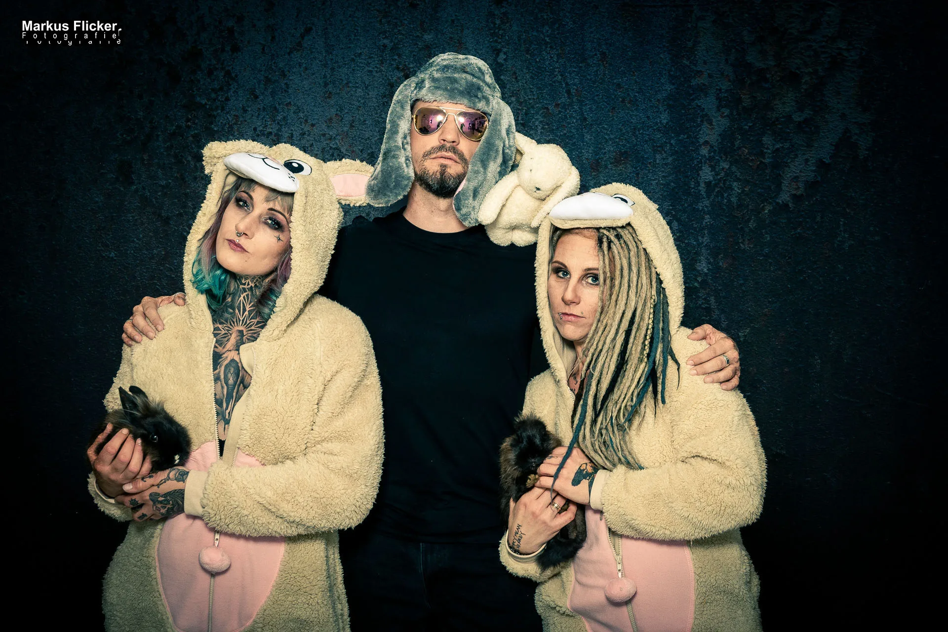 Sexy Provokant Ostern im Fotostudio Fotos Slideshow Portfolio Fotos GGM FFM mit verrückten Outfits