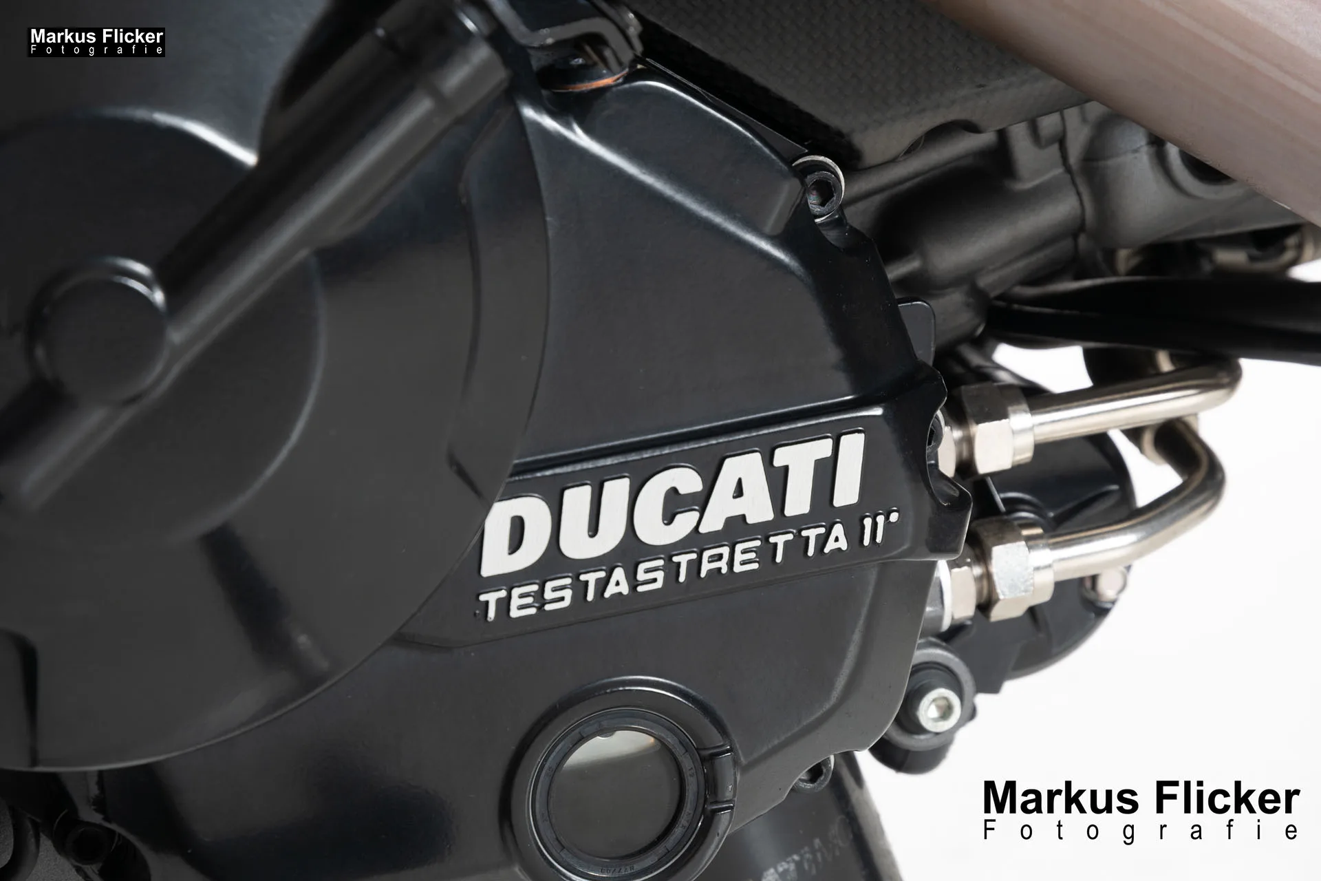 Portfolio Fotografie Videografie Fotograf Videograf Graz Steiermark Österreich Motorrad Ducati Hypermotard 939 SP Bike Fotoshooting im Fotostudio