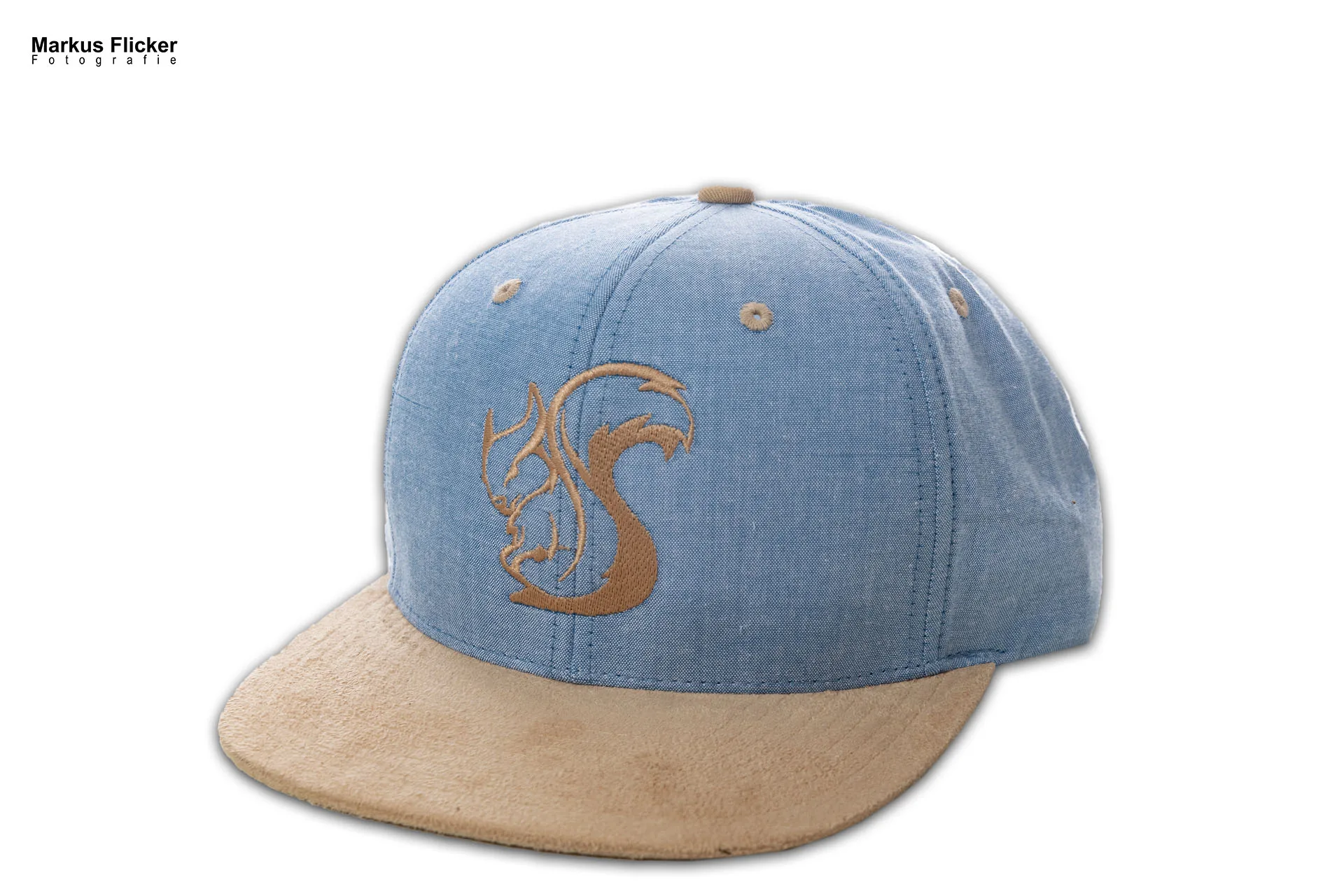 Oachkatzlschwoaf Streetwear Caps & Shirts Produktfotos im Studio inkl. 37 Fototipps für Streetwear Oachkatzlschwoaf Streetwear Caps & Shirts Produktfotos im Studio