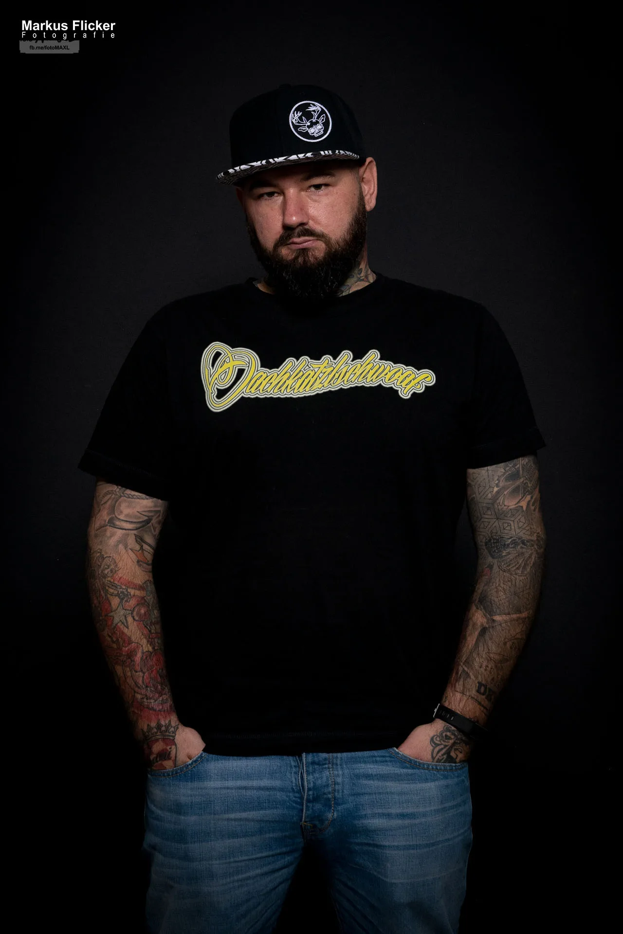 Oachkatzlschwoaf Streetwear Caps & Shirts Produktfotos im Studio inkl. 37 Fototipps für Streetwear Oachkatzlschwoaf Streetwear Caps & Shirts Produktfotos im Studio inkl. 37 Fototipps für Streetwear