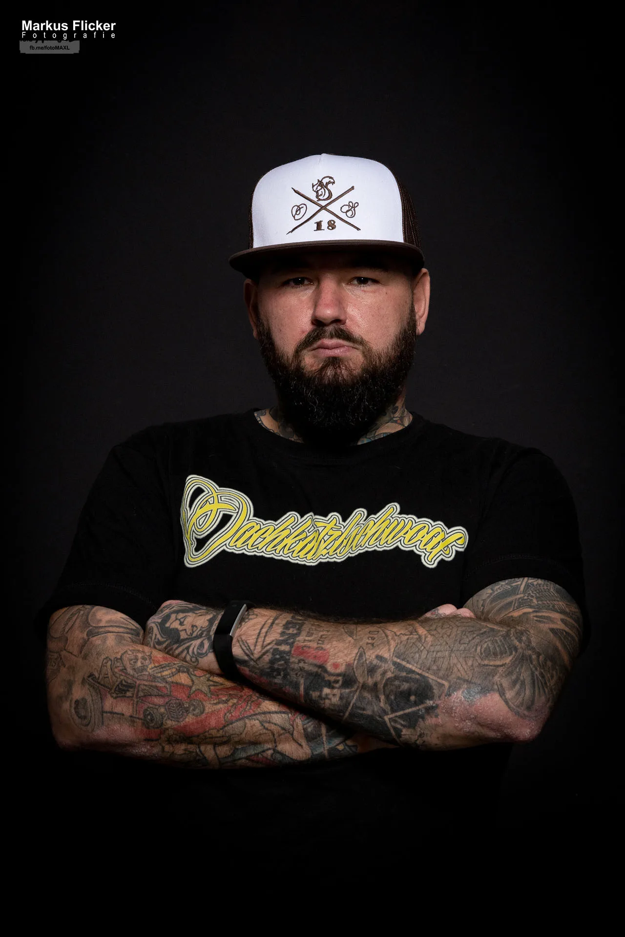 Oachkatzlschwoaf Streetwear Caps & Shirts Produktfotos im Studio inkl. 37 Fototipps für Streetwear Oachkatzlschwoaf Streetwear Caps & Shirts Produktfotos im Studio inkl. 37 Fototipps für Streetwear