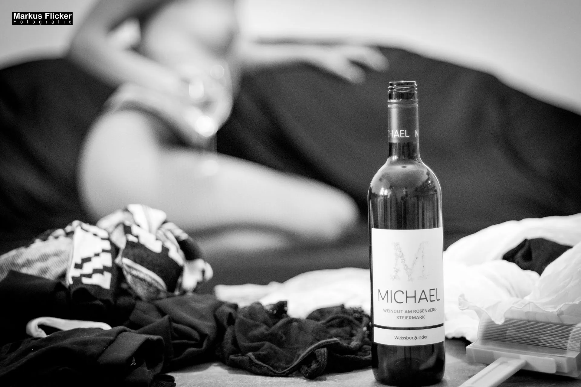 Dessous-, Akt- und Portrait-Fotoshooting im Studio mit Female Model Lisa im Fotostudio inkl. 37 Fototipps und Bildideen Dessous-, Akt- und Portrait-Fotoshooting im Studio mit Female Model Lisa im Fotostudio