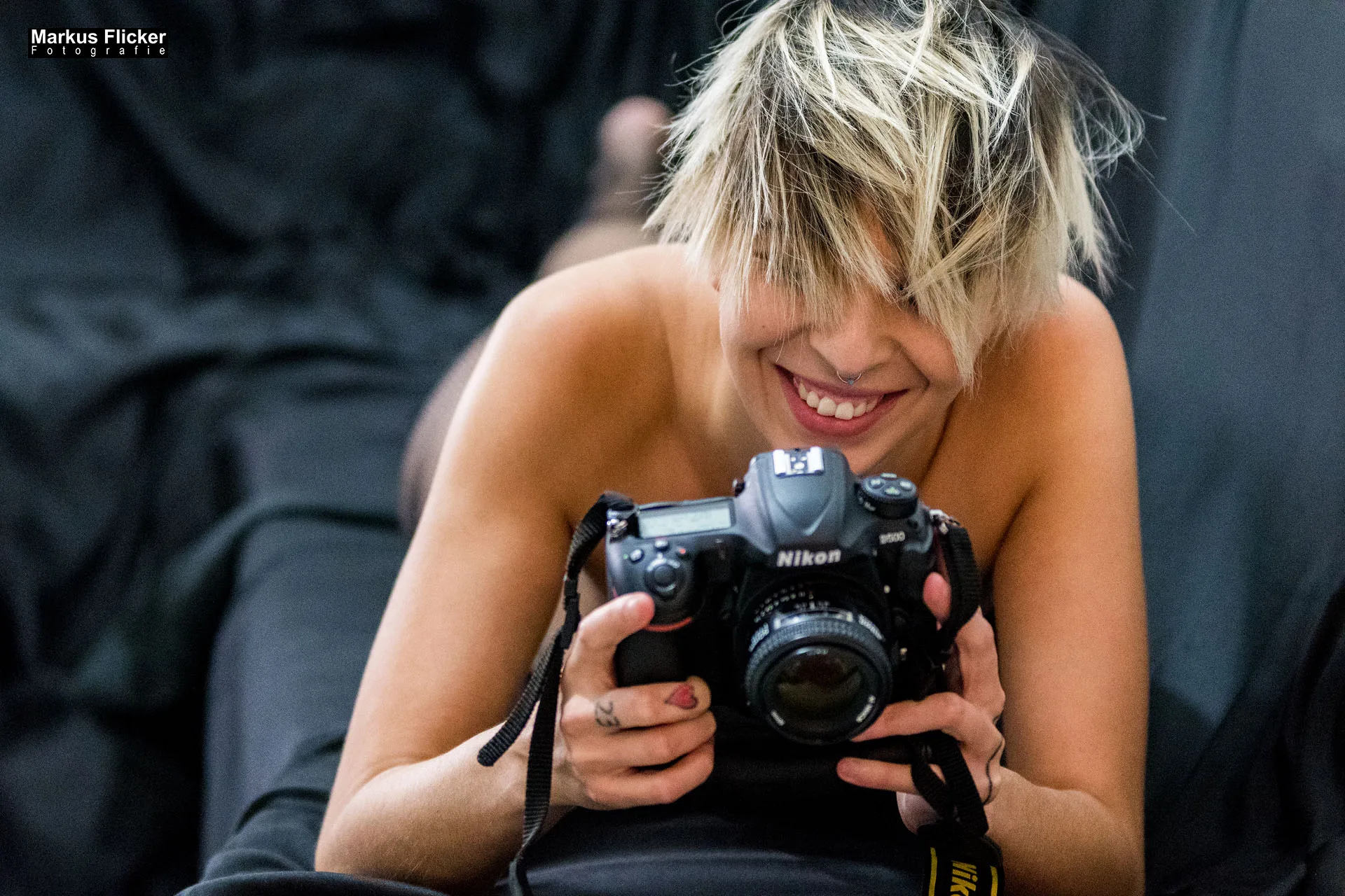 Dessous-, Akt- und Portrait-Fotoshooting im Studio mit Female Model Lisa im Fotostudio inkl. 37 Fototipps und Bildideen Dessous-, Akt- und Portrait-Fotoshooting im Studio mit Female Model Lisa im Fotostudio