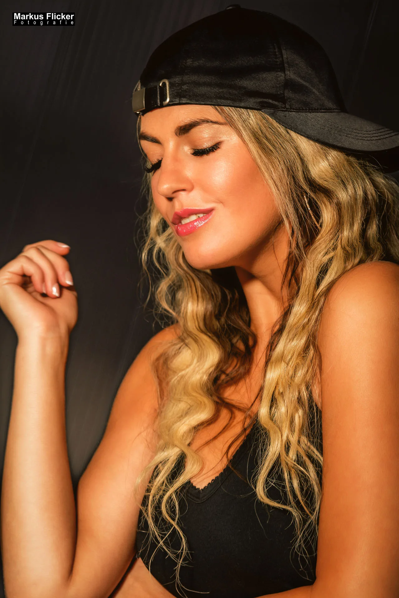 Kreative TFP-Shootings Fotos & Videos im Raum Graz, Maribor & Gleisdorf inkl. 37 Vorteile Female Model Silvia Sensual Dessous Hot Fotoshooting im Studio Portrait Photography Sinnliche Eleganz Die Kunst der Dessous-Fotografie