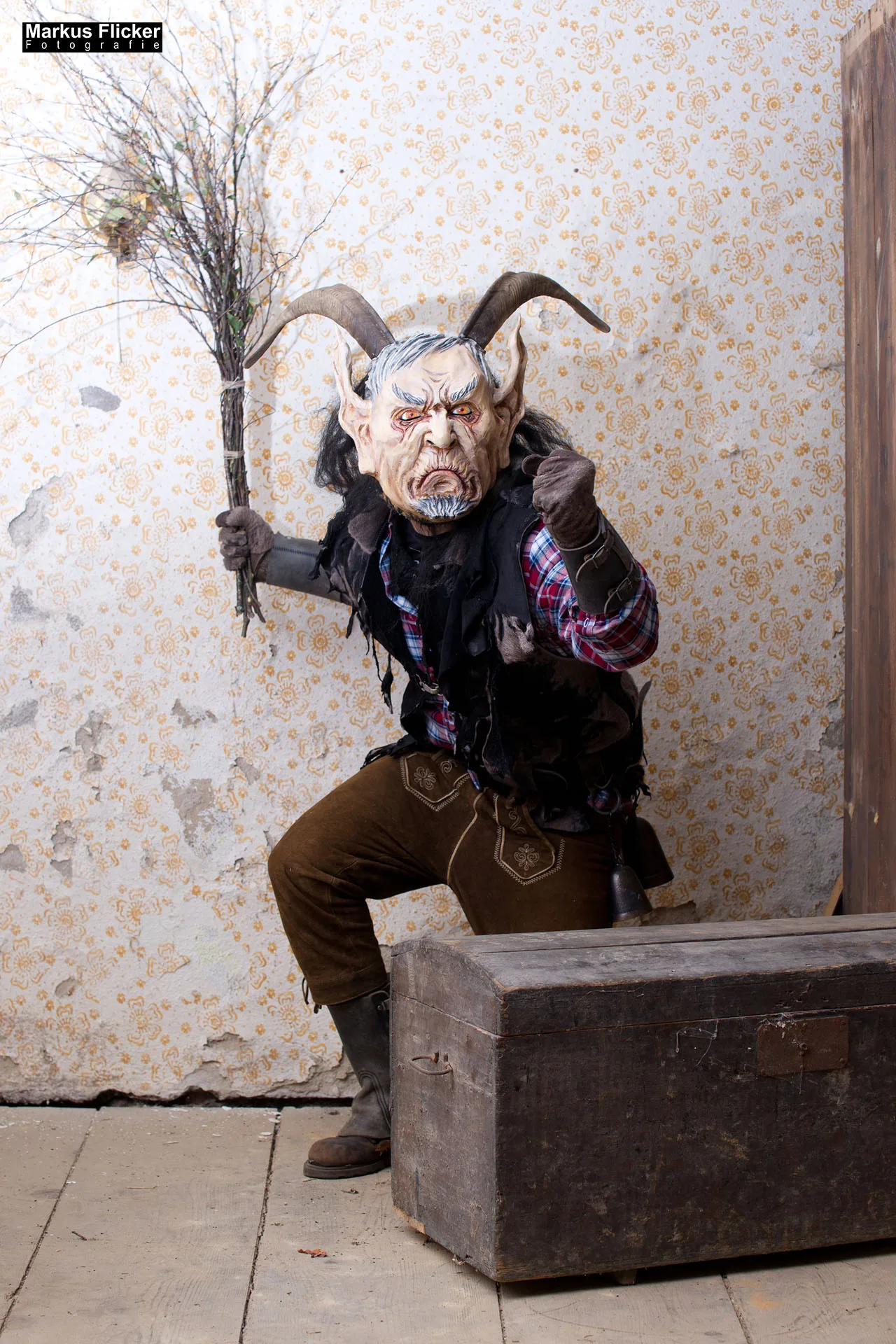 Vides Teufels Pass Perchten Krampus Fotoshooting Steinbruch Lost Places Adobe Photoshop Digiart Bildbearbeitung Vides Teufels Pass Perchten Fotoshooting