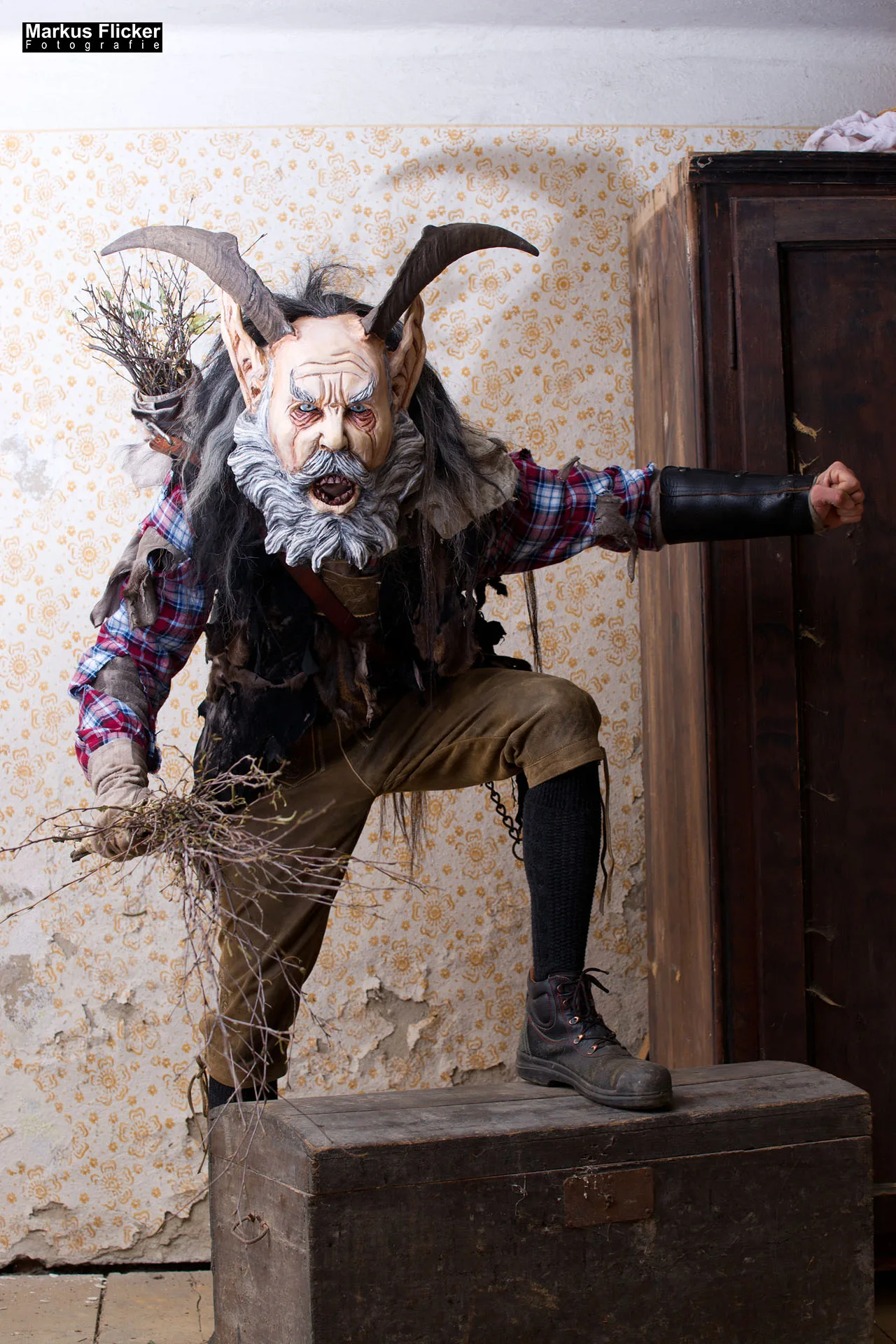 Vides Teufels Pass Perchten Krampus Fotoshooting Steinbruch Lost Places Adobe Photoshop Digiart Bildbearbeitung Vides Teufels Pass Perchten Fotoshooting