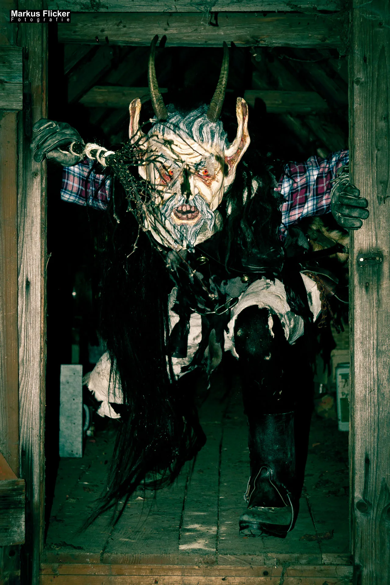 Vides Teufels Pass Perchten Krampus Fotoshooting Steinbruch Lost Places Adobe Photoshop Digiart Bildbearbeitung Vides Teufels Pass Perchten Fotoshooting