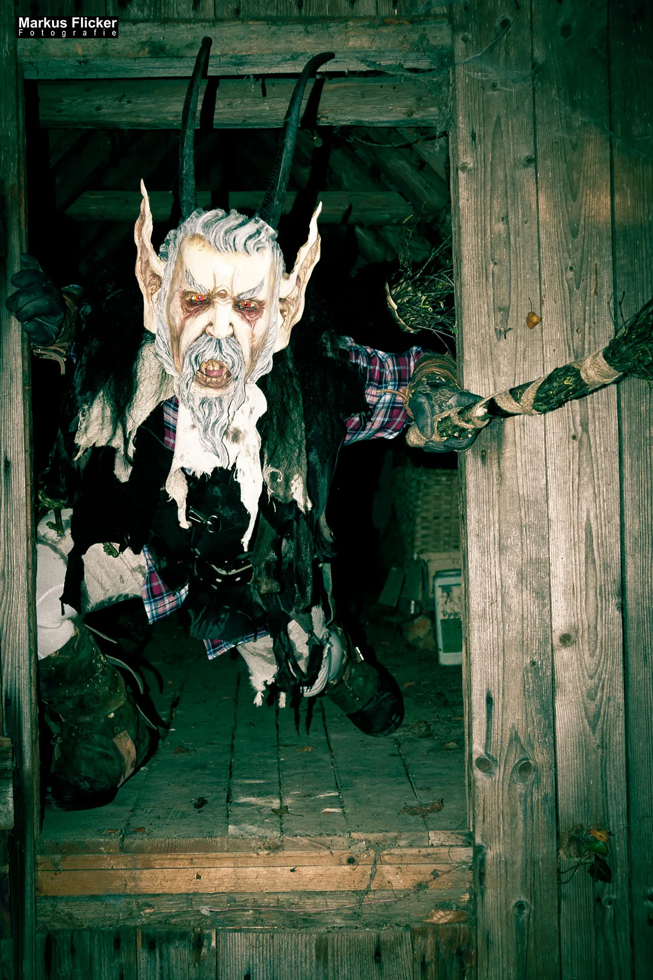 Vides Teufels Pass Perchten Krampus Fotoshooting Steinbruch Lost Places Adobe Photoshop Digiart Bildbearbeitung Vides Teufels Pass Perchten Fotoshooting