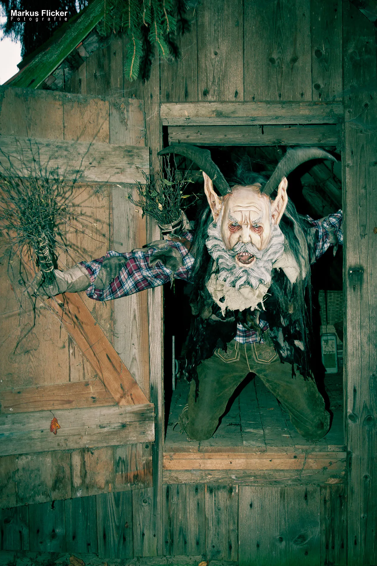 Vides Teufels Pass Perchten Krampus Fotoshooting Steinbruch Lost Places Adobe Photoshop Digiart Bildbearbeitung Vides Teufels Pass Perchten Fotoshooting