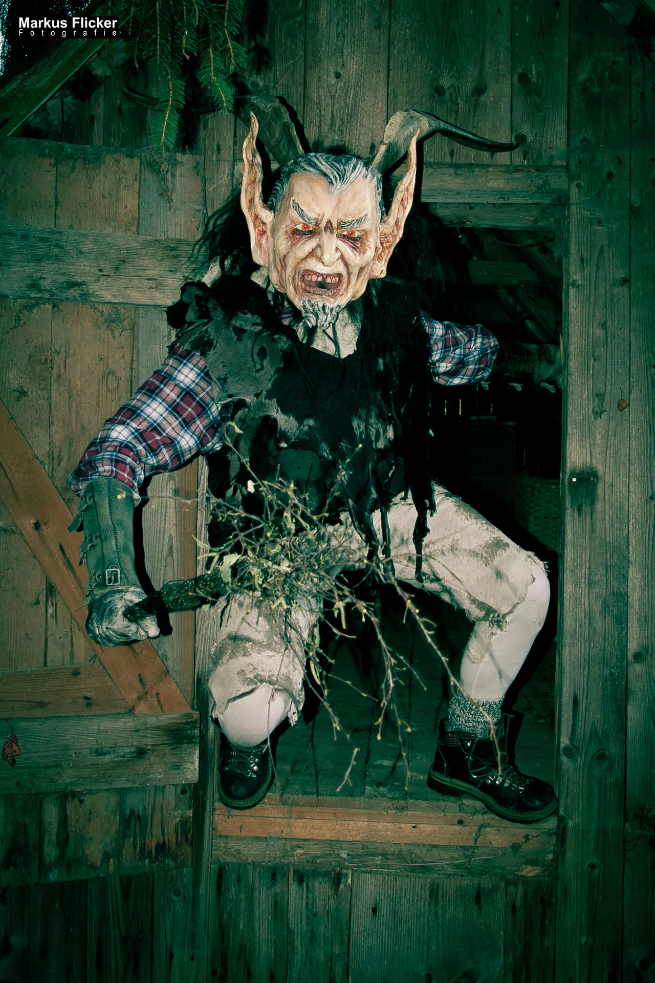 Vides Teufels Pass Perchten Krampus Fotoshooting Steinbruch Lost Places Adobe Photoshop Digiart Bildbearbeitung Vides Teufels Pass Perchten Fotoshooting