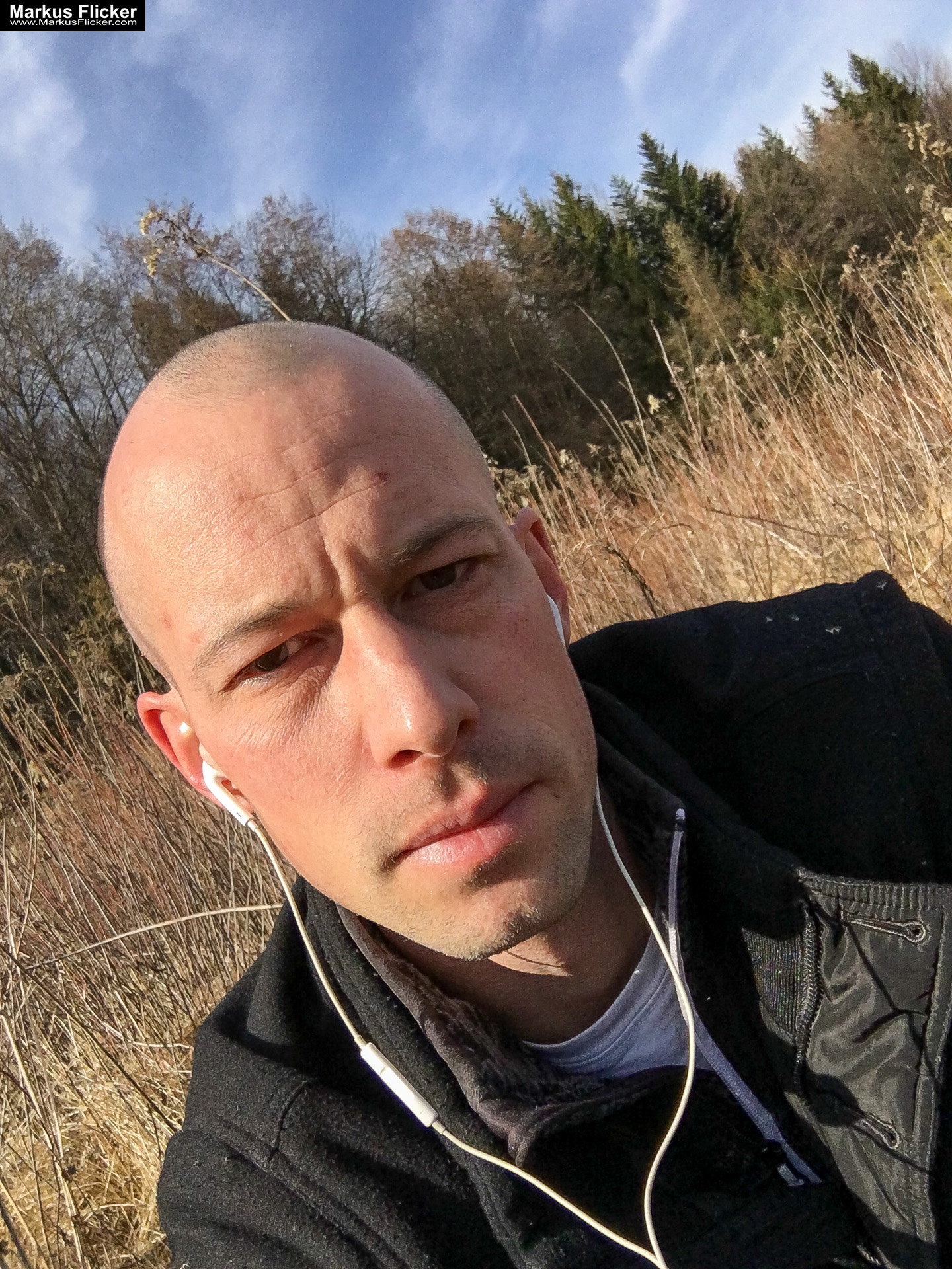 Eine kleine Reise in den eigenen 4 Wänden. Gedankenreise in gewohntem Umfeld. Komfortzone verlassen #GedankenZumLeben Eine kleine Reise in den eigenen 4 Wänden. Gedankenreise in gewohntem Umfeld. Komfortzone verlassen #GedankenZumLeben