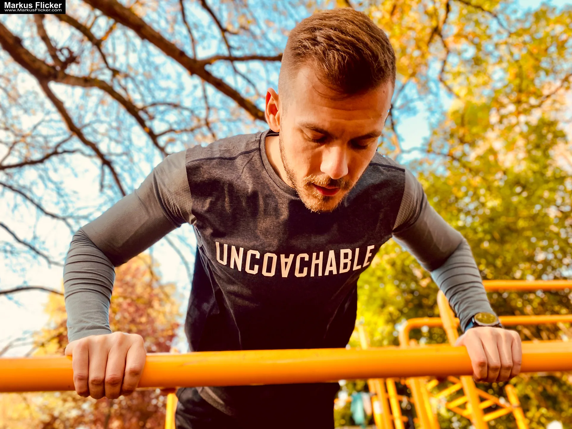 Male Model Deny Sport Fitness Autumn Outdoor Photography Graz Steiermark Österreich inkl. 37 Tipps für Sport und Fitness Fotografie und Videos Malemodel Deny Sport Fitness Autumn Outdoor Photography #gleisdorf #gleisdorfcity #MaleModel #Sport #Fitness #Autumn #Outdoor #Photography #fotoshooting #photoshooting