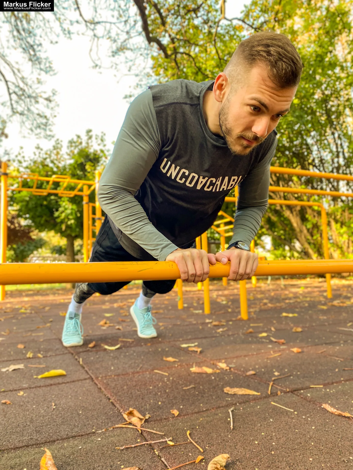 Male Model Deny Sport Fitness Autumn Outdoor Photography Graz Steiermark Österreich inkl. 37 Tipps für Sport und Fitness Fotografie und Videos Malemodel Deny Sport Fitness Autumn Outdoor Photography #gleisdorf #gleisdorfcity #MaleModel #Sport #Fitness #Autumn #Outdoor #Photography #fotoshooting #photoshooting