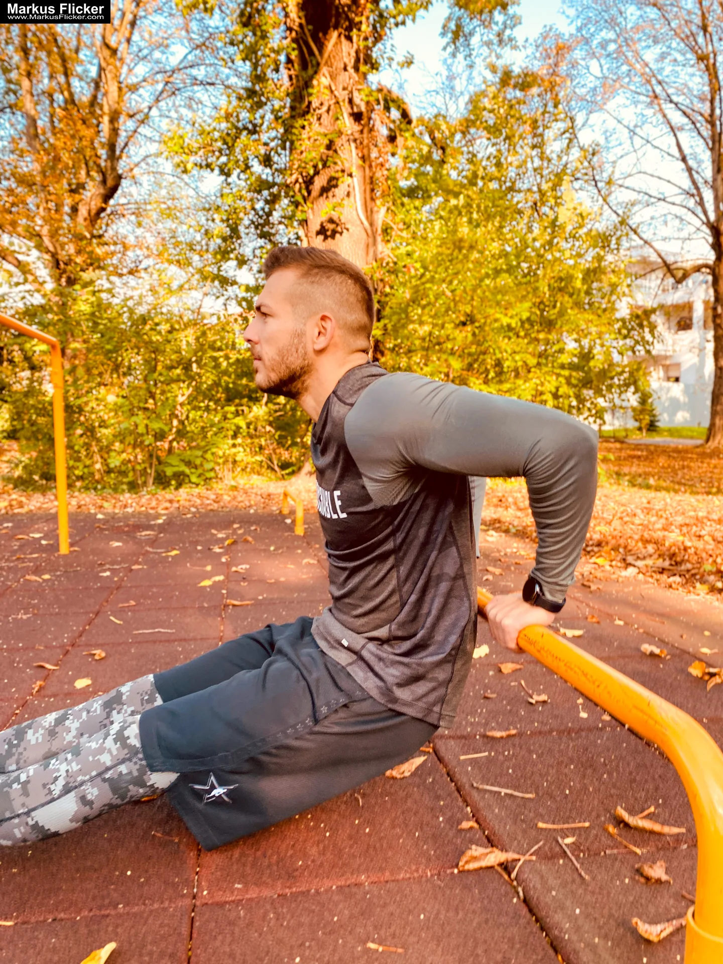 Male Model Deny Sport Fitness Autumn Outdoor Photography Graz Steiermark Österreich inkl. 37 Tipps für Sport und Fitness Fotografie und Videos Malemodel Deny Sport Fitness Autumn Outdoor Photography #gleisdorf #gleisdorfcity #MaleModel #Sport #Fitness #Autumn #Outdoor #Photography #fotoshooting #photoshooting