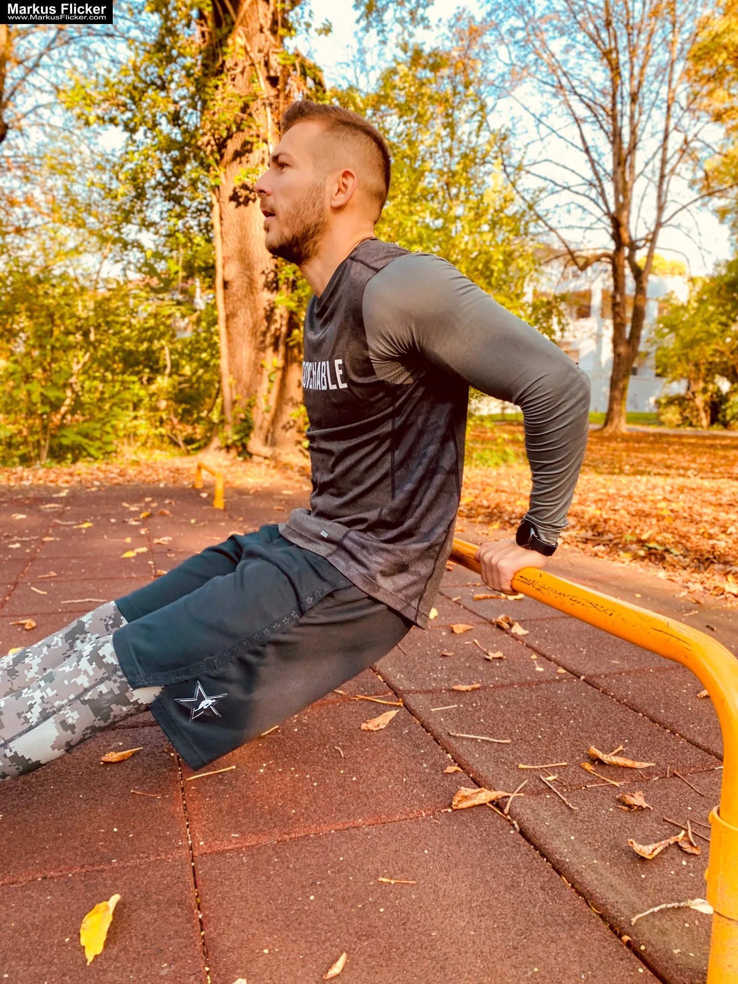 Male Model Deny Sport Fitness Autumn Outdoor Photography Graz Steiermark Österreich inkl. 37 Tipps für Sport und Fitness Fotografie und Videos Malemodel Deny Sport Fitness Autumn Outdoor Photography #gleisdorf #gleisdorfcity #MaleModel #Sport #Fitness #Autumn #Outdoor #Photography #fotoshooting #photoshooting