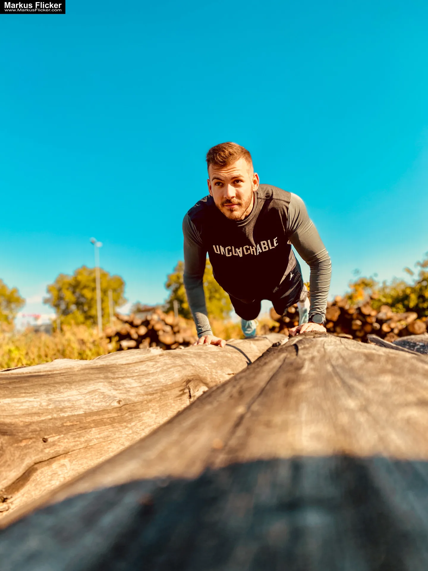 Male Model Deny Sport Fitness Autumn Outdoor Photography Graz Steiermark Österreich inkl. 37 Tipps für Sport und Fitness Fotografie und Videos Malemodel Deny Sport Fitness Autumn Outdoor Photography #gleisdorf #gleisdorfcity #MaleModel #Sport #Fitness #Autumn #Outdoor #Photography #fotoshooting #photoshooting