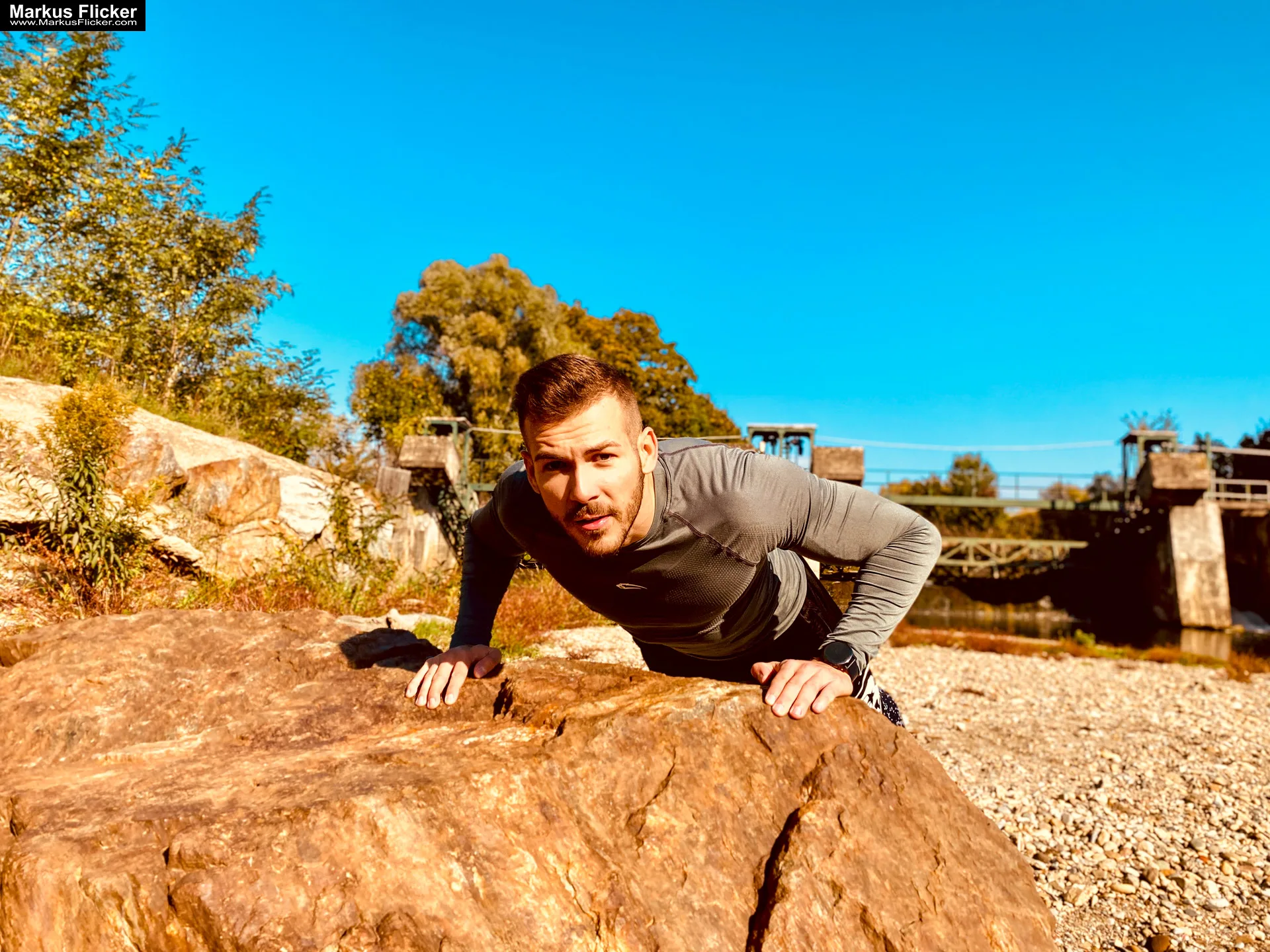 Male Model Deny Sport Fitness Autumn Outdoor Photography Graz Steiermark Österreich inkl. 37 Tipps für Sport und Fitness Fotografie und Videos Malemodel Deny Sport Fitness Autumn Outdoor Photography #gleisdorf #gleisdorfcity #MaleModel #Sport #Fitness #Autumn #Outdoor #Photography #fotoshooting #photoshooting