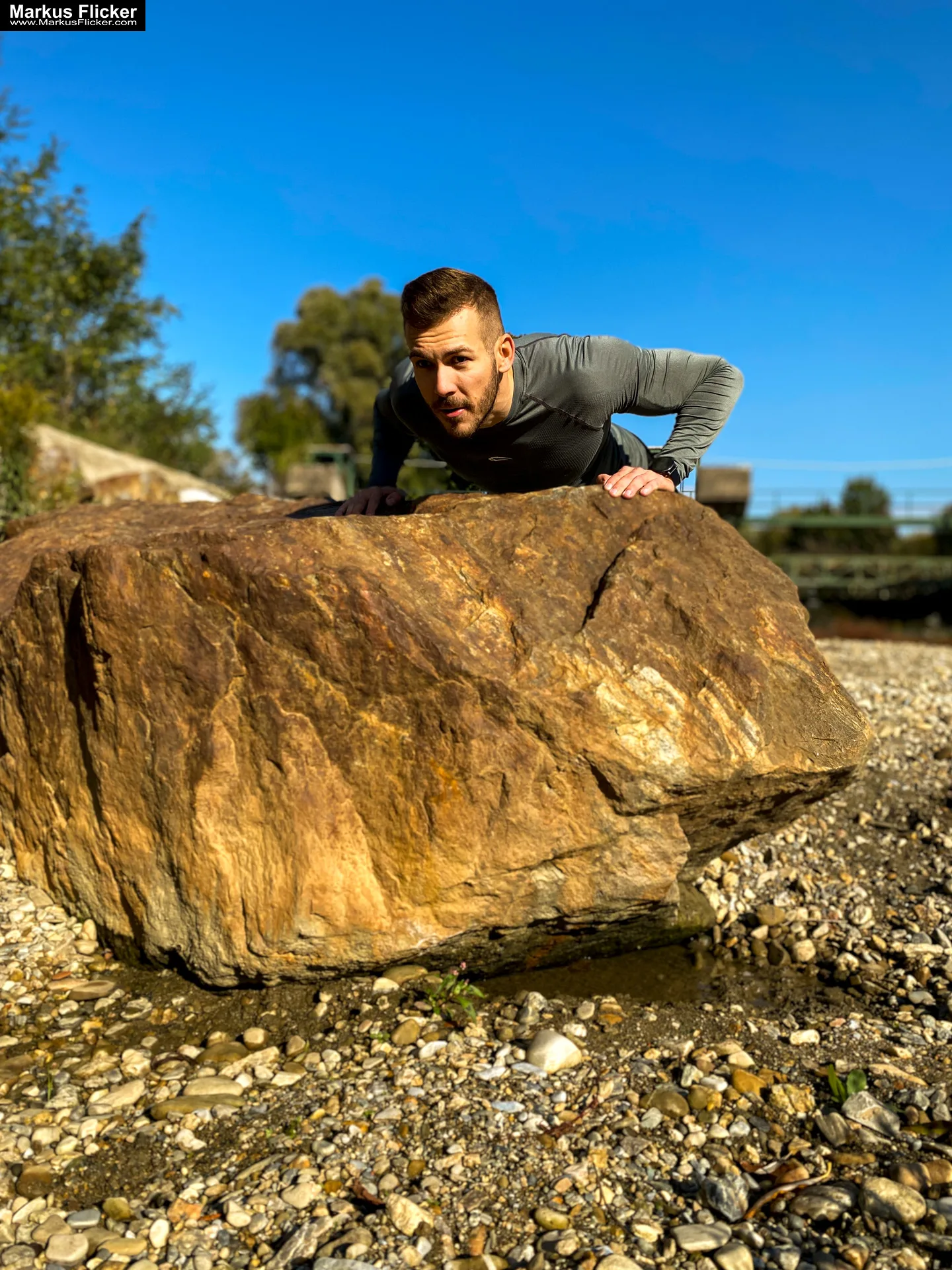 Male Model Deny Sport Fitness Autumn Outdoor Photography Graz Steiermark Österreich inkl. 37 Tipps für Sport und Fitness Fotografie und Videos Malemodel Deny Sport Fitness Autumn Outdoor Photography #gleisdorf #gleisdorfcity #MaleModel #Sport #Fitness #Autumn #Outdoor #Photography #fotoshooting #photoshooting