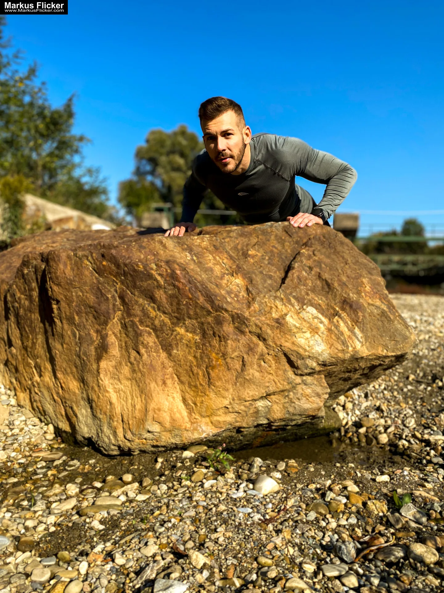 Male Model Deny Sport Fitness Autumn Outdoor Photography Graz Steiermark Österreich inkl. 37 Tipps für Sport und Fitness Fotografie und Videos Malemodel Deny Sport Fitness Autumn Outdoor Photography #gleisdorf #gleisdorfcity #MaleModel #Sport #Fitness #Autumn #Outdoor #Photography #fotoshooting #photoshooting
