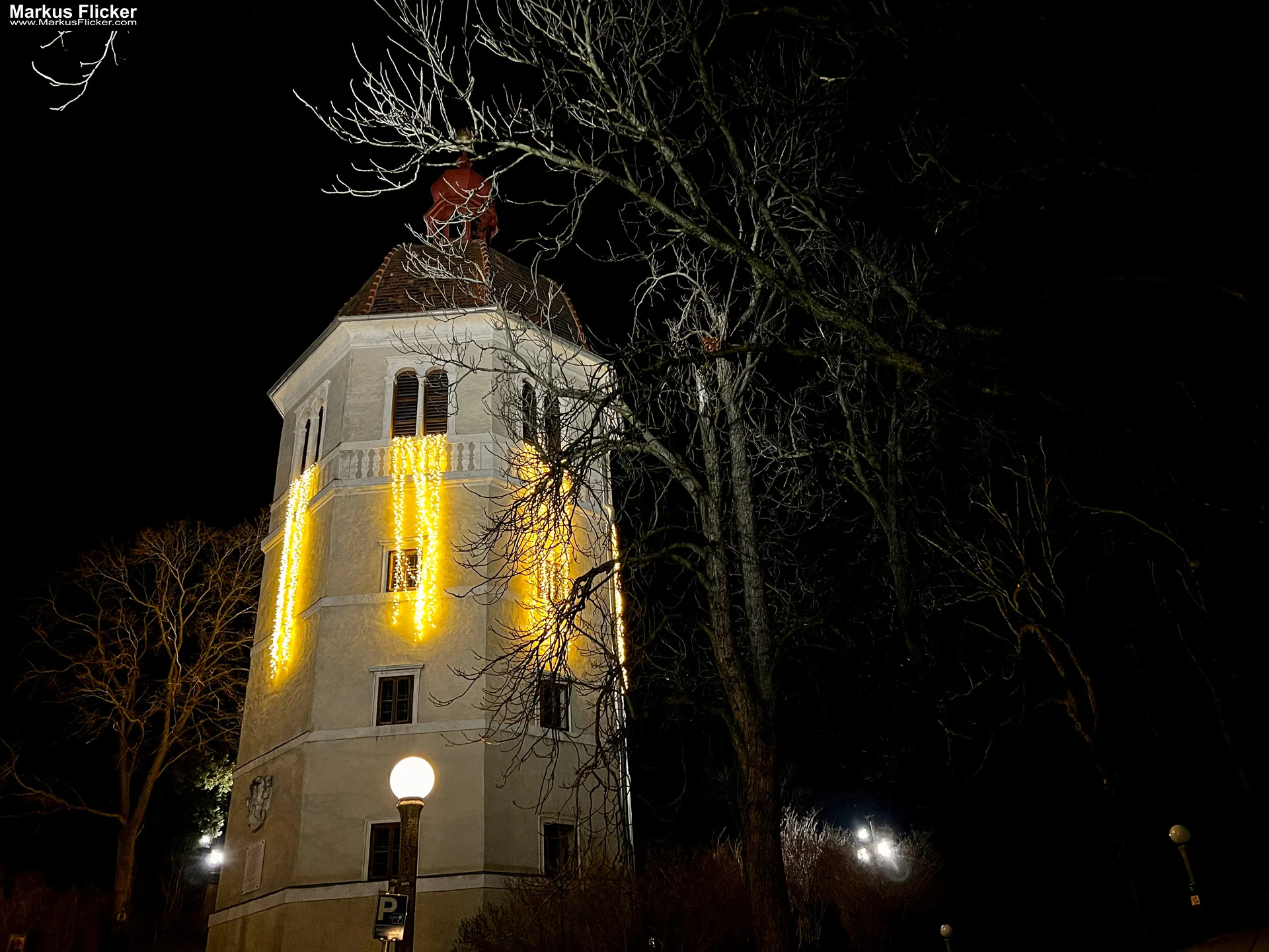 Advent Weihnachtsmarkt in Graz Christkindlmarkt im Winter #visitstyria #visitgraz #grazgram #visitaustria GRAZ HAUPTSTADT DES SÜDÖSTERREICHISCHEN BUNDESLANDES STEIERMARK Weihnachten Steirer Advent Weihnachtsbeleuchtung Graz Schlossberg