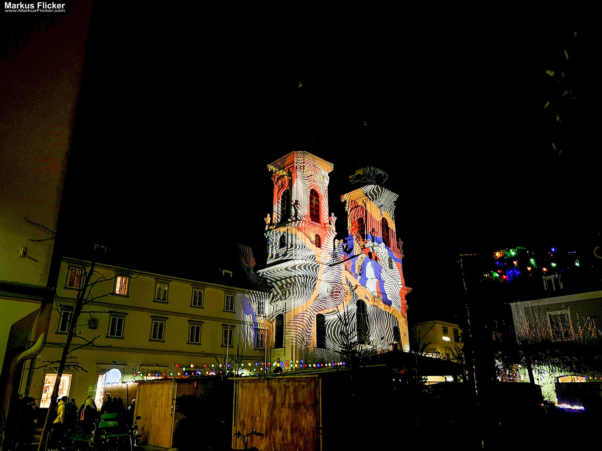 Advent Weihnachtsmarkt in Graz Christkindlmarkt im Winter #visitstyria #visitgraz #grazgram #visitaustria GRAZ HAUPTSTADT DES SÜDÖSTERREICHISCHEN BUNDESLANDES STEIERMARK Weihnachten Steirer Advent Weihnachtsbeleuchtung Graz Schlossberg
