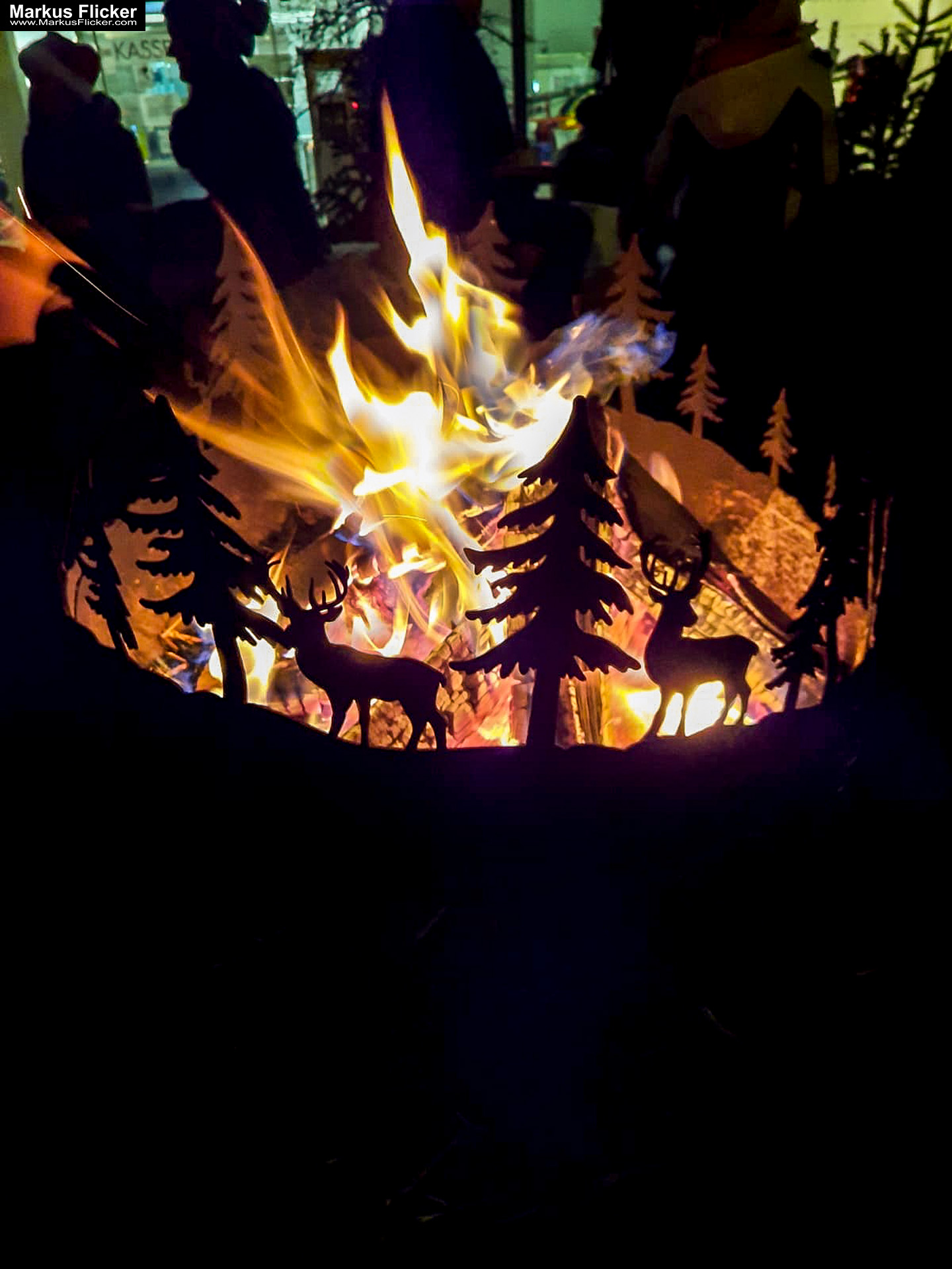 Advent Weihnachtsmarkt in Graz Christkindlmarkt im Winter #visitstyria #visitgraz #grazgram #visitaustria GRAZ HAUPTSTADT DES SÜDÖSTERREICHISCHEN BUNDESLANDES STEIERMARK Weihnachten Steirer Advent Weihnachtsbeleuchtung Graz Schlossberg