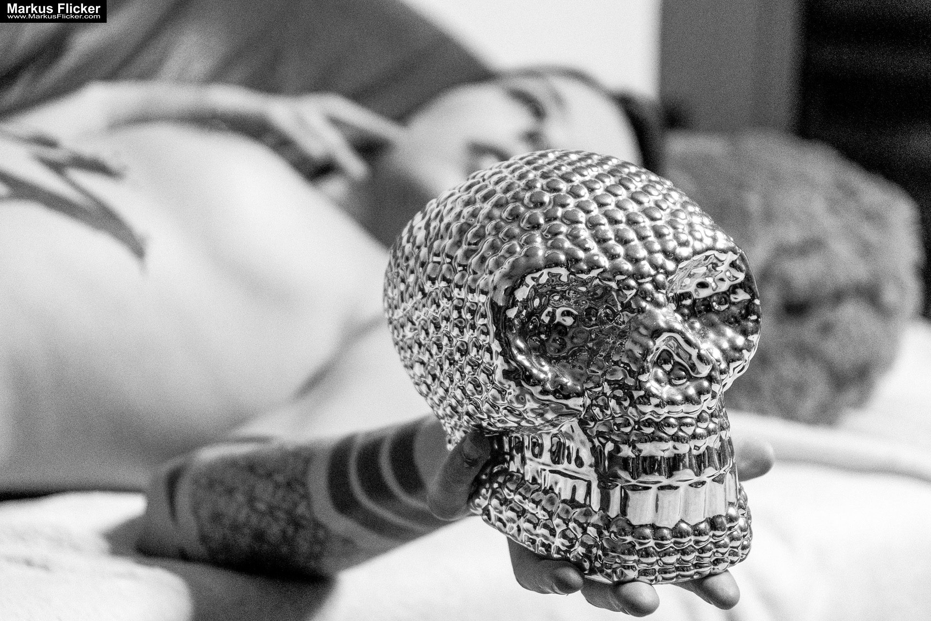 Kreative TFP-Shootings Fotos & Videos im Raum Graz, Maribor & Gleisdorf inkl. 37 Vorteile Erotic Art Dessous Nude Akt Portrait Photography Studio Photo Female Model Lisa Fotostudio Dusche Couch Tattoo Piercing