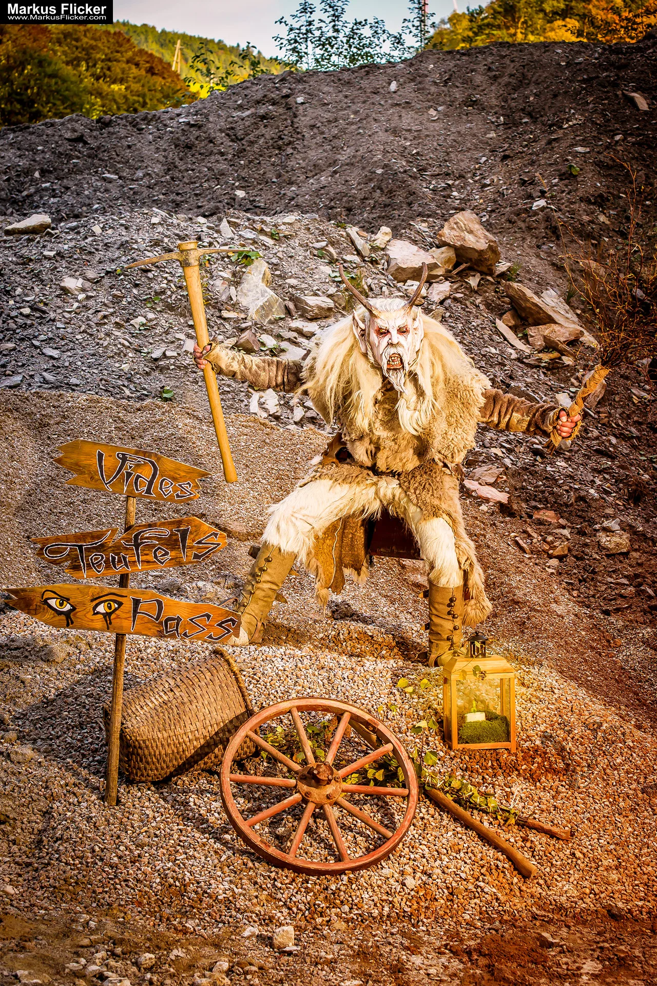 Vides Teufels Pass Perchten Krampus Fotoshooting Steinbruch Lost Places Adobe Photoshop Digiart Bildbearbeitung Vides Teufels Pass Perchten Krampus Fotoshooting im Steinbruch