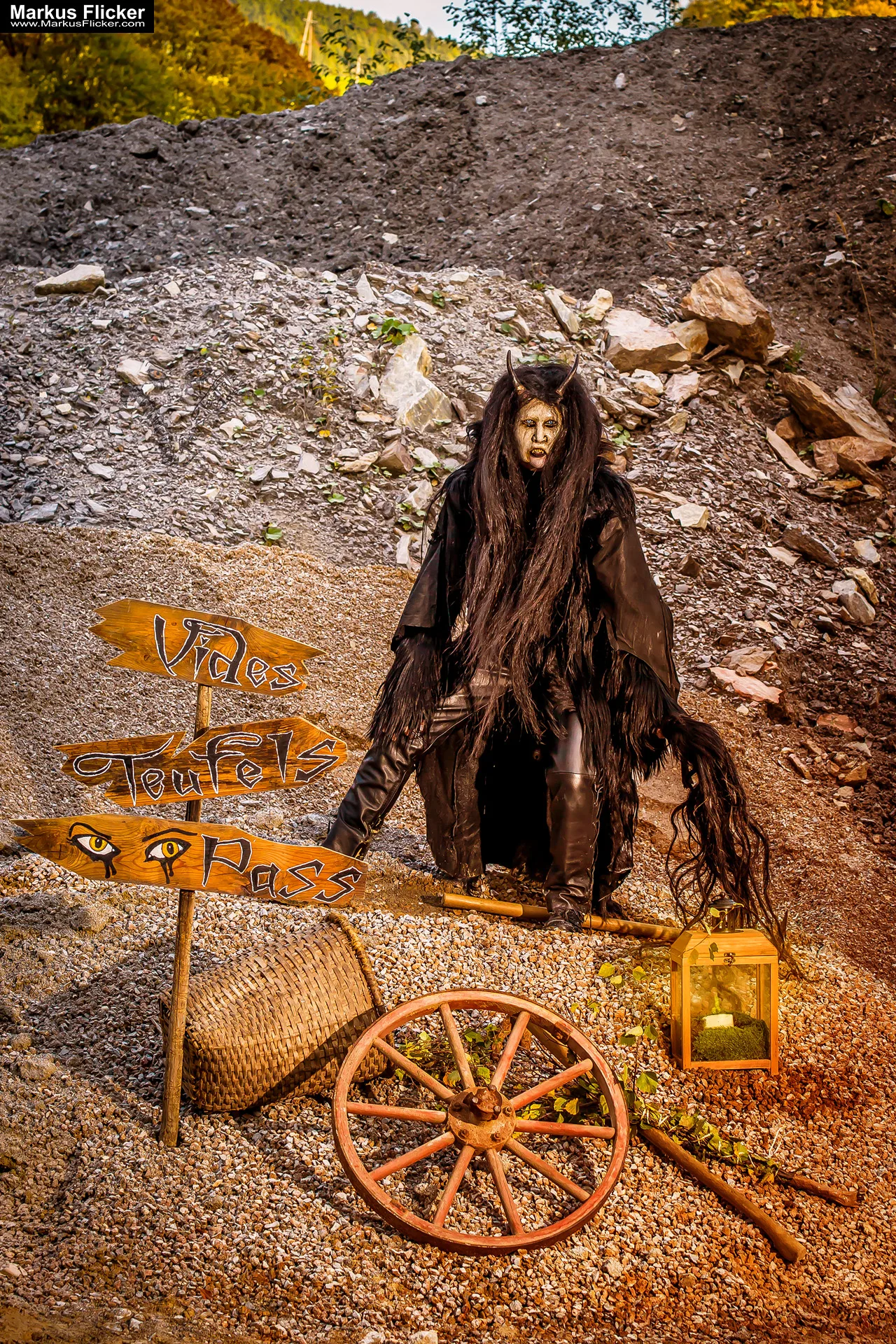 Vides Teufels Pass Perchten Krampus Fotoshooting Steinbruch Lost Places Adobe Photoshop Digiart Bildbearbeitung Vides Teufels Pass Perchten Krampus Fotoshooting Steinbruch Lost Places Adobe Photoshop Digiart Bildbearbeitung