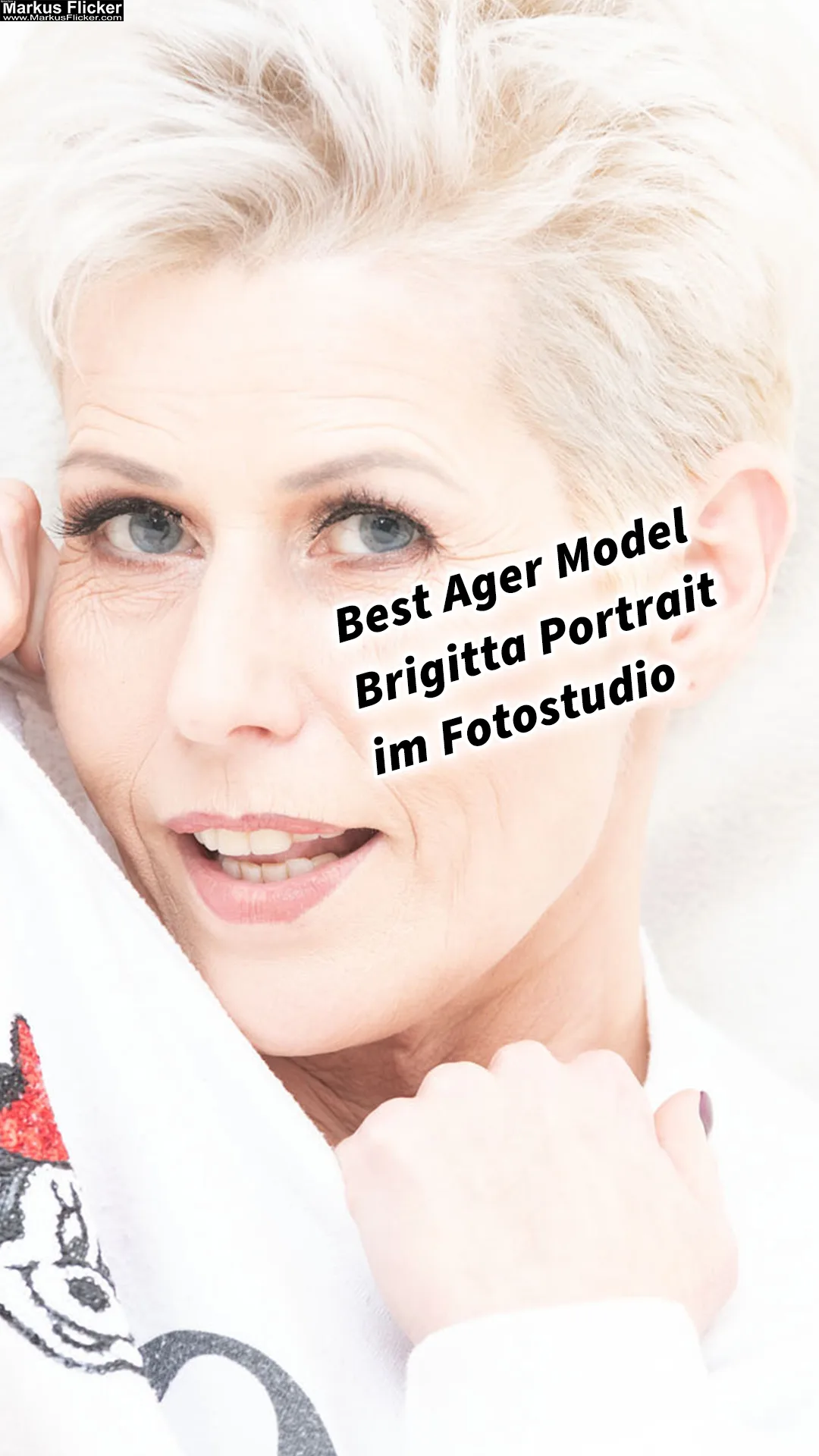 Kreative TFP-Shootings Fotos & Videos im Raum Graz, Maribor & Gleisdorf inkl. 37 Vorteile Best Ager Female Model Brigitta Portrait Fotografie im Fotostudio inkl. 37 Fototipps und Bildideen