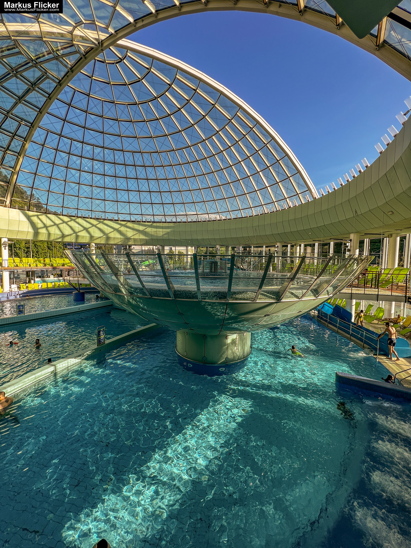 Reisefotografie Reisen und Leben Travelblog Reiseberichte Reisefotografie und Fotoreise Graz Steiermark Slowenien Kroatien Italien Ungarn inkl. 37 ausführliche Fototipps und Bildideen Laško Thermana Park Therme Slowenien #ifeelsLOVEnia #visitslovenia #thermanalasko Ein Paradies der Entspannung und Erholung