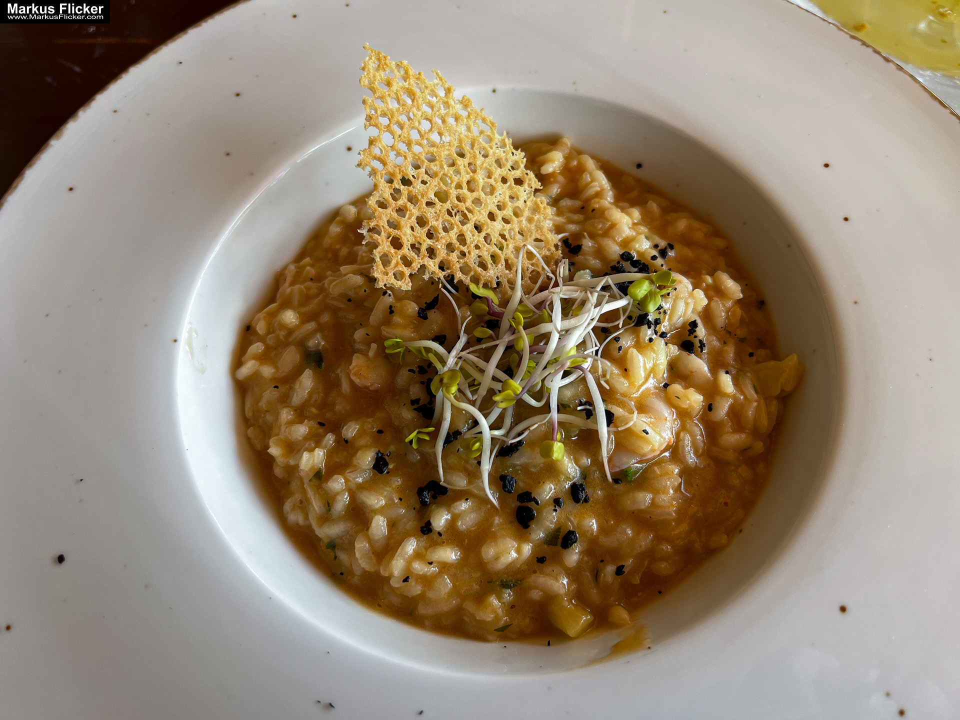 Konoba Lanterna Plaža Sevid Beach Mediterranes Restaurant Strand in einer Bucht in Kroatien #VISITCROATIA Konoba Lanterna Sevid Mediterranes Restaurant Kroatien #VISITCROATIA