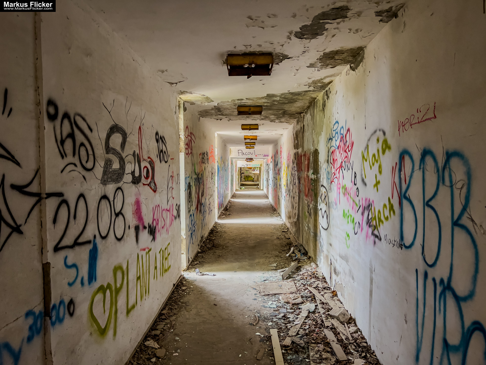 Reisefotografie Reisen und Leben Travelblog Reiseberichte Reisefotografie und Fotoreise Graz Steiermark Slowenien Kroatien Italien Ungarn inkl. 37 ausführliche Fototipps und Bildideen Haludovo Palace Hotel Lost Place Photography Malinska Krk Kroatien Istrien Adria #Malinska #VisitMalinska #SeaOfExperiences #visitcroatia #visitkrk #markusflicker