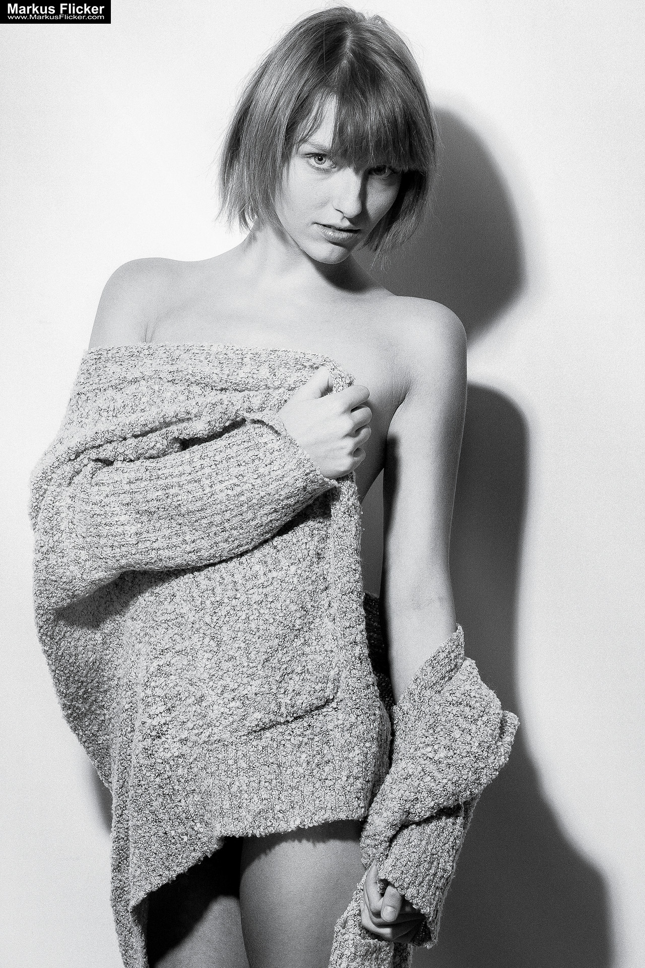 Sinnliche Fotografie im Studio: Sensual Beauty Black White Photography Female Model Kyara Photoshoot Sinnliche Fotografie im Studio: Sensual Beauty Black White Photography Female Model Kyara Photoshoot