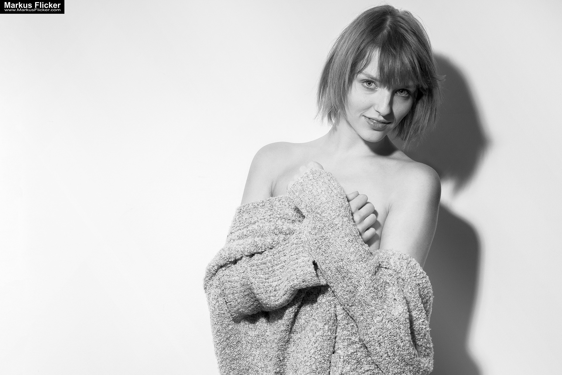 Sinnliche Fotografie im Studio: Sensual Beauty Black White Photography Female Model Kyara Photoshoot Sensual Beauty Black White Photography Female Model Kyara Photoshoot