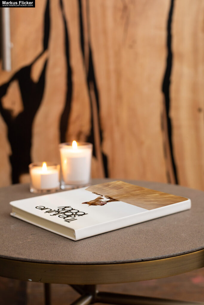 Organisiert durch den Tag: Das ultimative DAILY TO-DO LIST Notizbuch mit integrierter Checkliste. Pure Elegance: Der White Minimalist Notes Paper Planner für strukturierte Klarheit und kreativen Fokus "The future starts now" Motiv mit Hund"