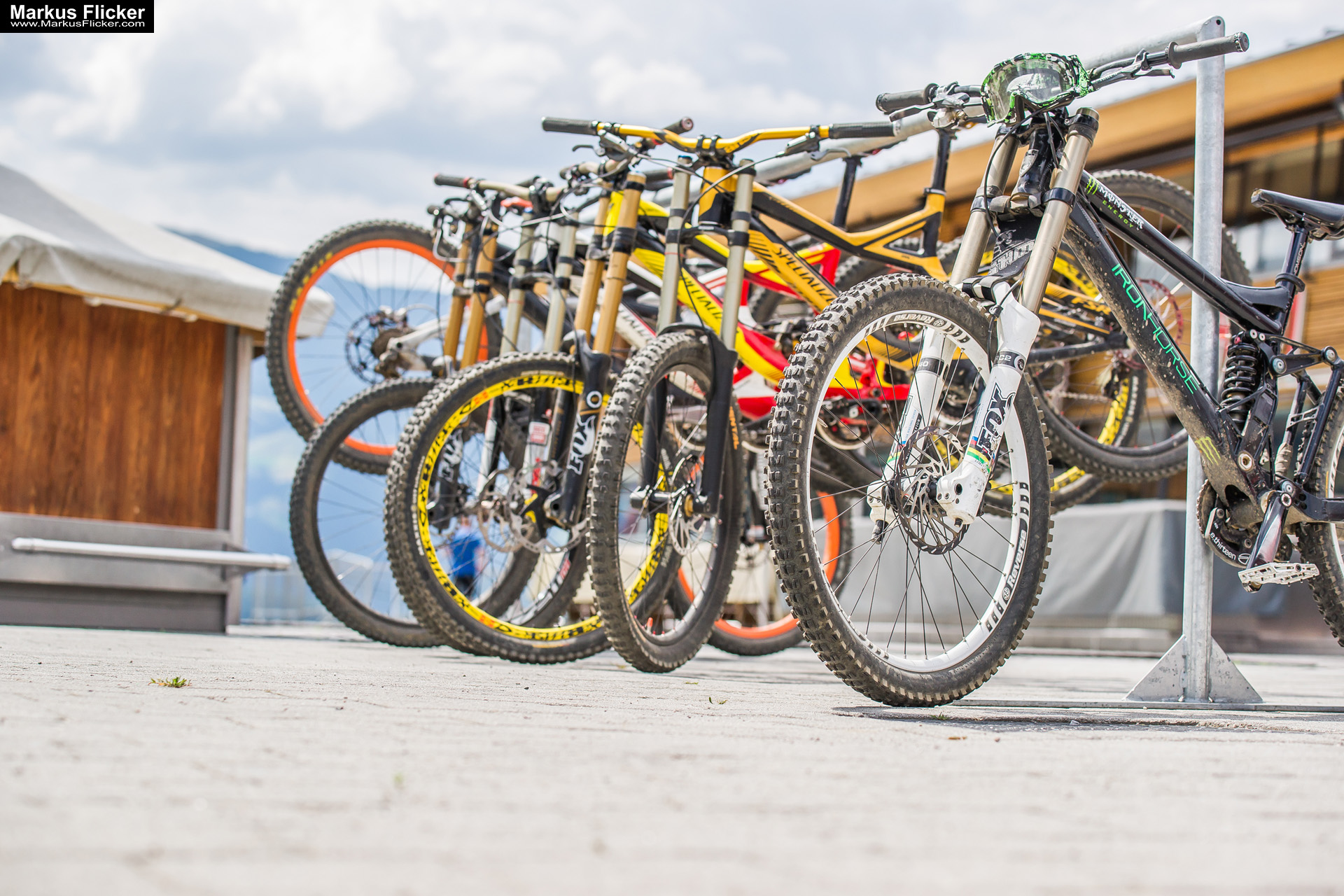 Sportfotografie verstehen: Wie du mit Bewegungsunschärfe, perfektem Timing und der richtigen Brennweite emotionale Bilder erschaffst Extreme Sportfotografie und Reisefotografie in Österreich, Slowenien, Kroatien, Ungarn und Italien