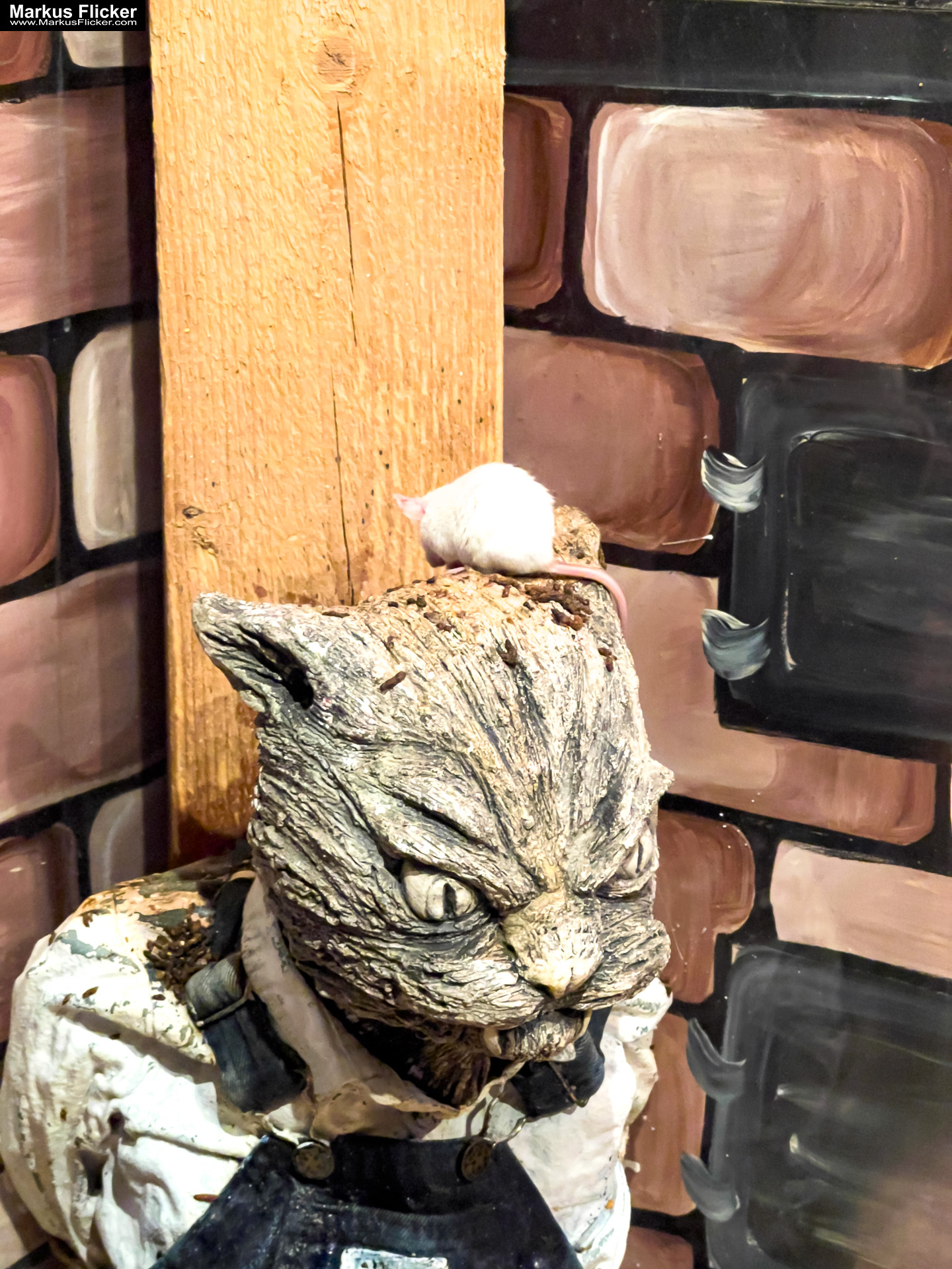 MYSZOGRÓD ZAKOPANE Skurrile Attraktion mit einer von lebenden Mäusen bevölkerten Miniaturlandschaft mit Häusern, Dörfern, Eisenbahnstrecke & Skigebiet MYSZOGRÓD ZAKOPANE Skurrile Attraktion mit einer von lebenden Mäusen bevölkerten Miniaturlandschaft mit Häusern, Dörfern, Eisenbahnstrecke & Skigebiet