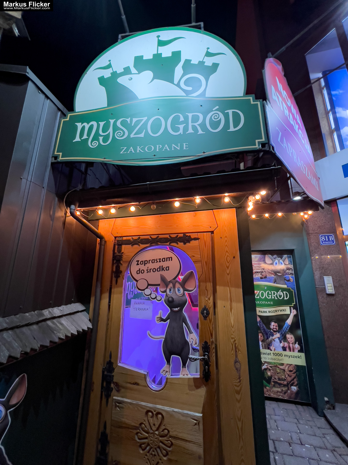 MYSZOGRÓD ZAKOPANE Skurrile Attraktion mit einer von lebenden Mäusen bevölkerten Miniaturlandschaft mit Häusern, Dörfern, Eisenbahnstrecke & Skigebiet MYSZOGRÓD ZAKOPANE Skurrile Attraktion mit einer von lebenden Mäusen bevölkerten Miniaturlandschaft mit Häusern, Dörfern, Eisenbahnstrecke & Skigebiet