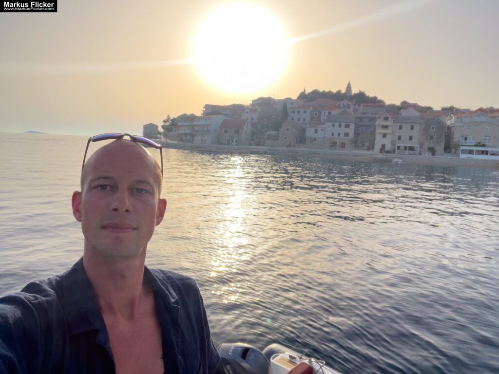 Markus Flicker Fotograf Videograf Contentcreator Autor Fotografie Videografie Graz Österreich Werbung Bildbearbeitung Workshops Reiseblog Steiermark Visuelle Lösungen für Ihr Unternehmen finden und erstellen Gegründet 2012 Werbeagentur Marketingagentur