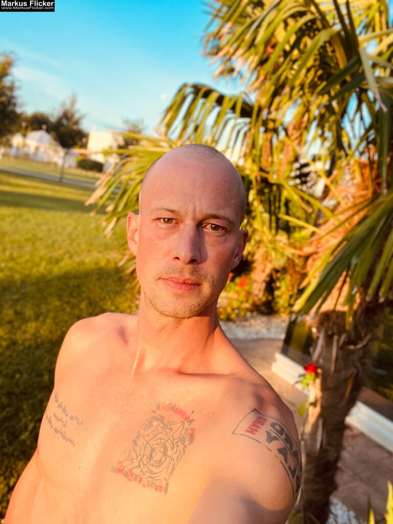 Markus Flicker Fotograf Videograf Contentcreator Autor Fotografie Videografie Graz Österreich Werbung Bildbearbeitung Workshops Reiseblog Steiermark Visuelle Lösungen für Ihr Unternehmen finden und erstellen Gegründet 2012 Werbeagentur Marketingagentur